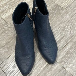 Cecelia New York Boots